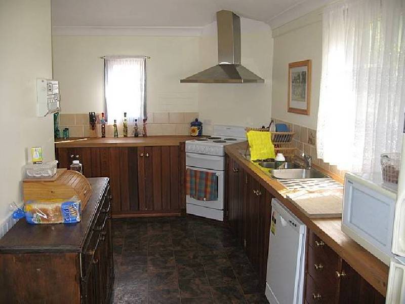 6 William Street, Parkes NSW 2870