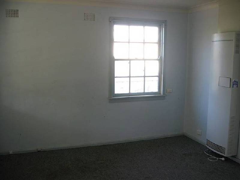 61 Woodward Street, Parkes NSW 2870