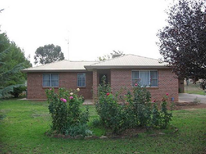 268 Nash Street, Parkes NSW 2870