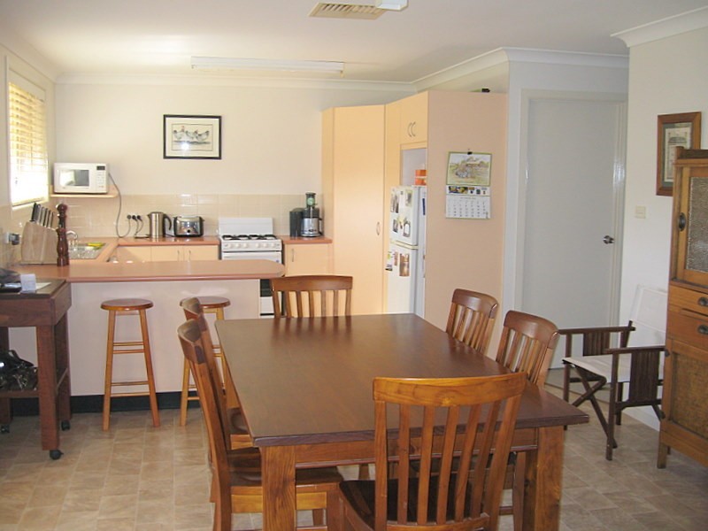 26 Fisher Street, Parkes NSW 2870