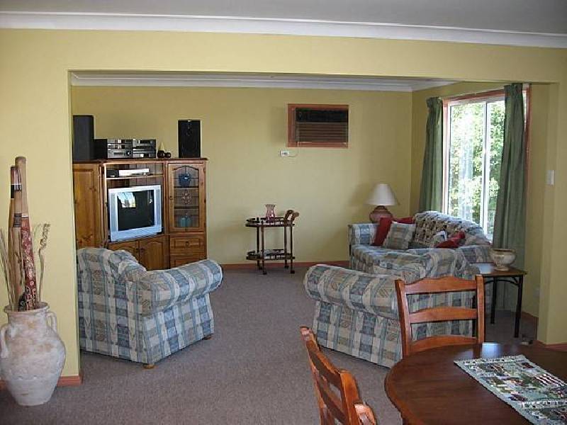 17 Thurlstone Street, Parkes NSW 2870