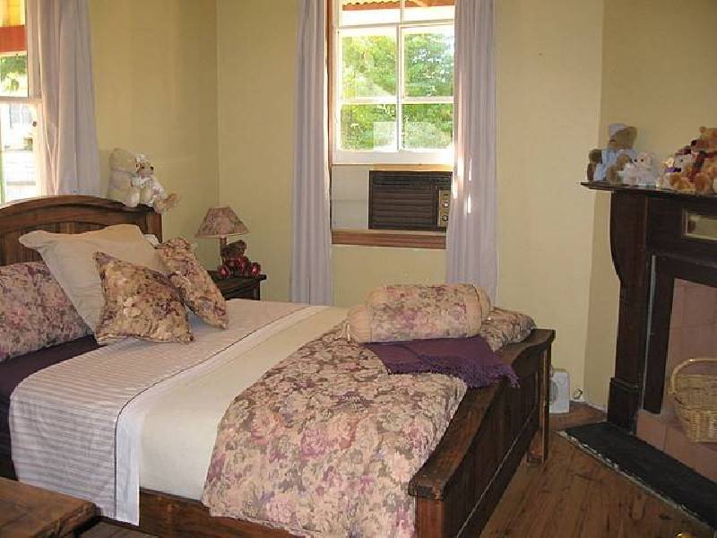 17 Thurlstone Street, Parkes NSW 2870