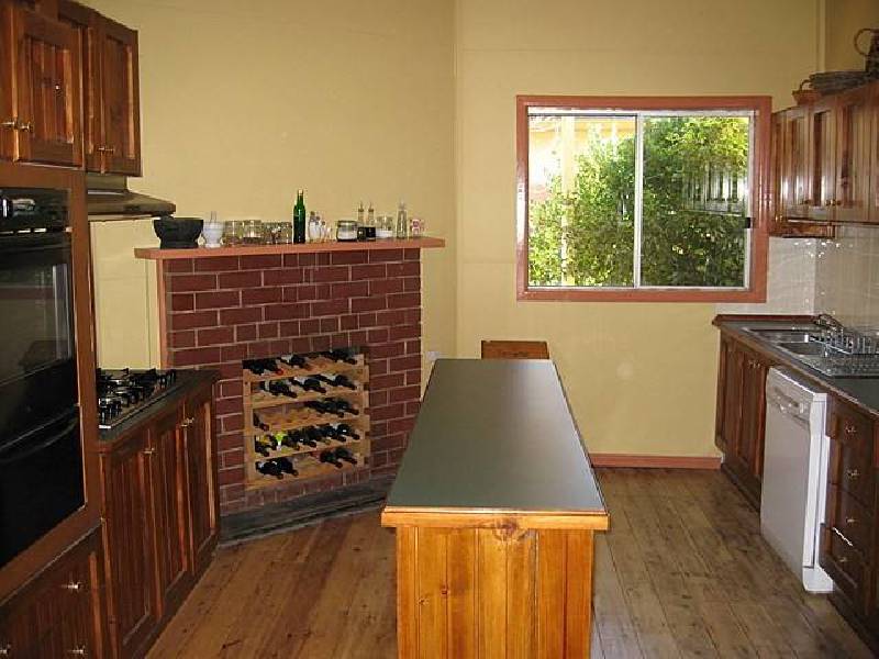 17 Thurlstone Street, Parkes NSW 2870