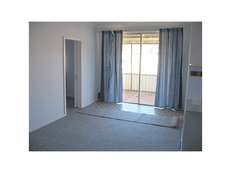 69 Forbes Road, Parkes NSW 2870