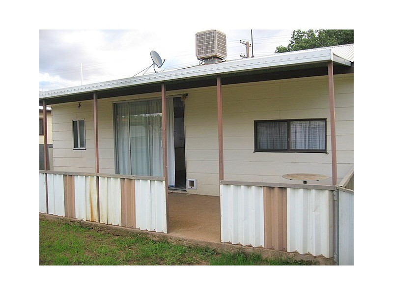 69 Forbes Road, Parkes NSW 2870