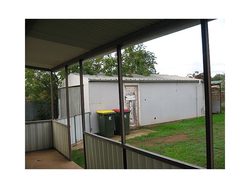 69 Forbes Road, Parkes NSW 2870