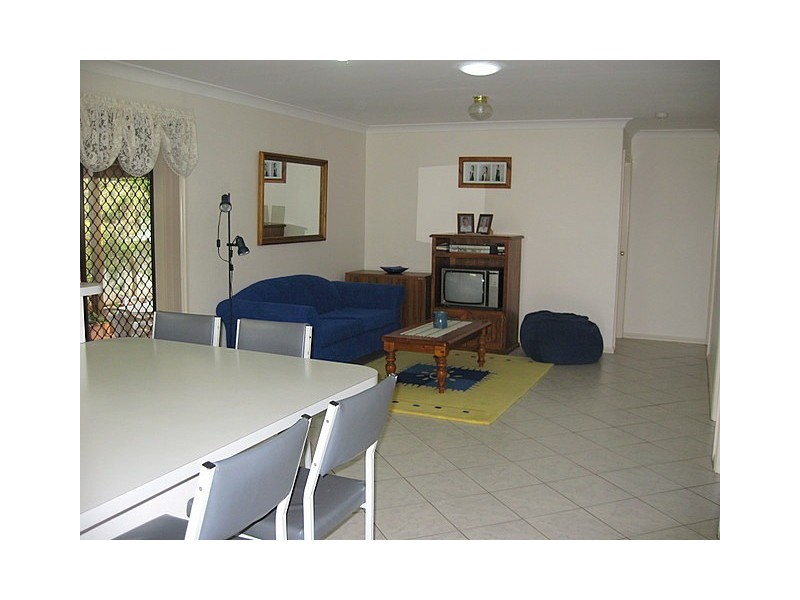 11A Barton Street, Parkes NSW 2870