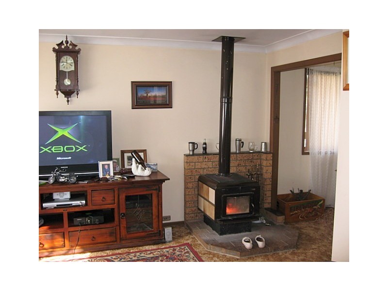15 Barton Street, Parkes NSW 2870