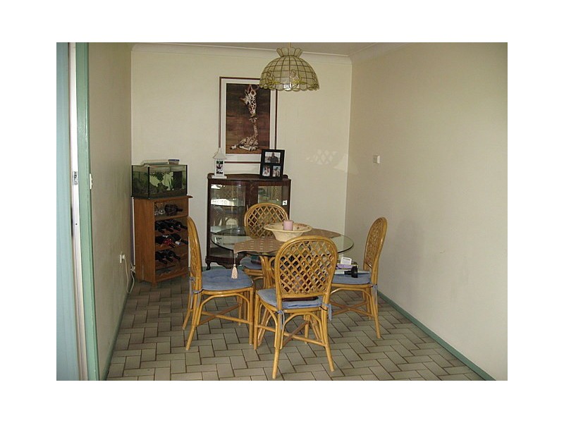 12 East Street, Parkes NSW 2870