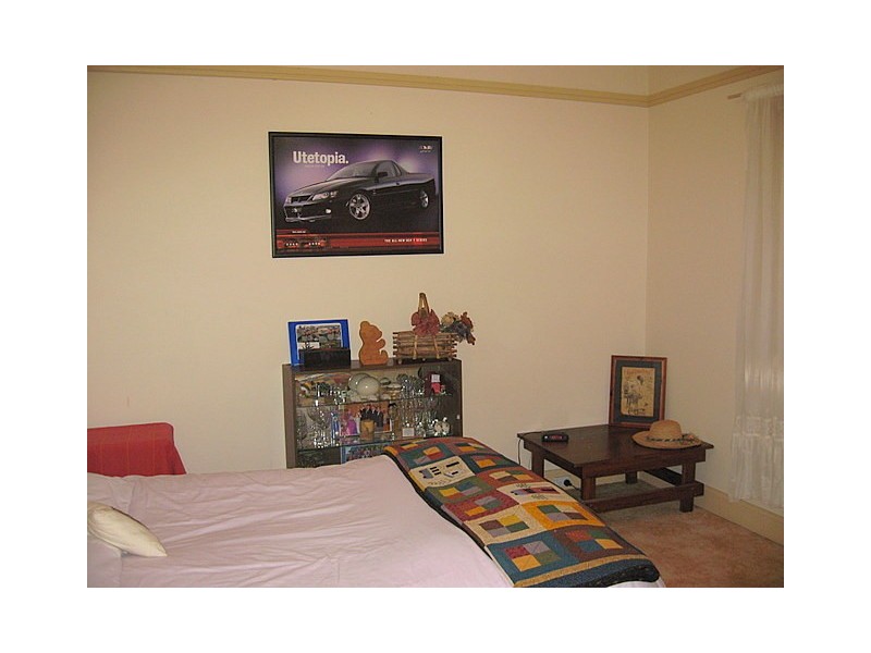 12 East Street, Parkes NSW 2870