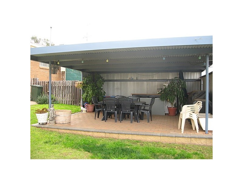 5 Lorking Street, Parkes NSW 2870
