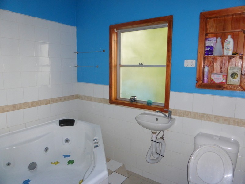 28 Alexandra Street, Parkes NSW 2870