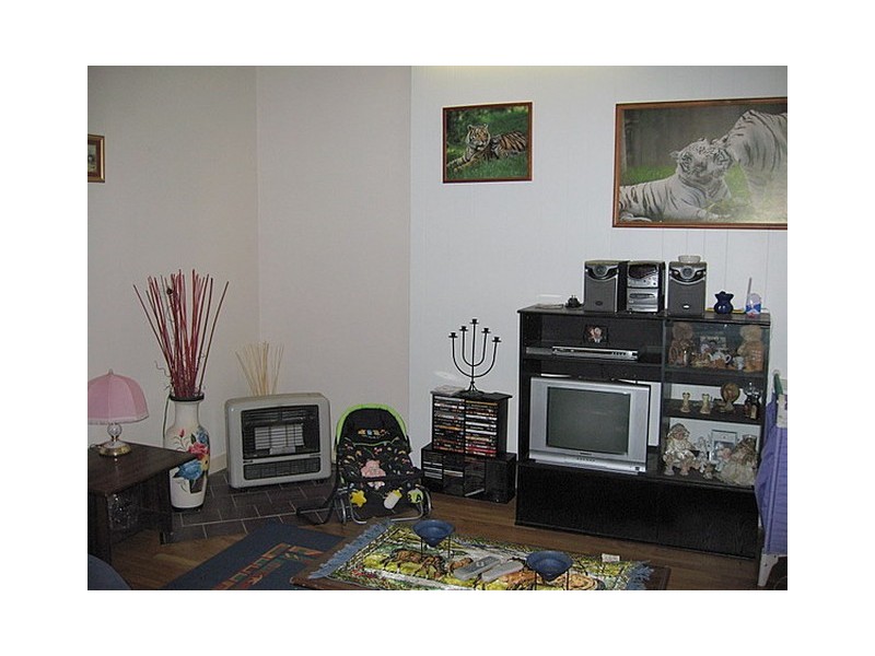 11 Cooke Street, Parkes NSW 2870