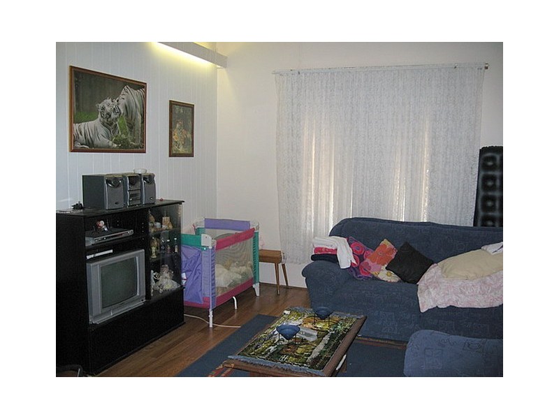 11 Cooke Street, Parkes NSW 2870