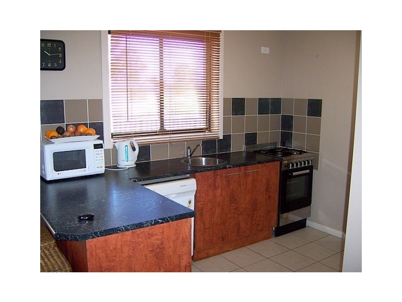 14 George Field Drive, Parkes NSW 2870