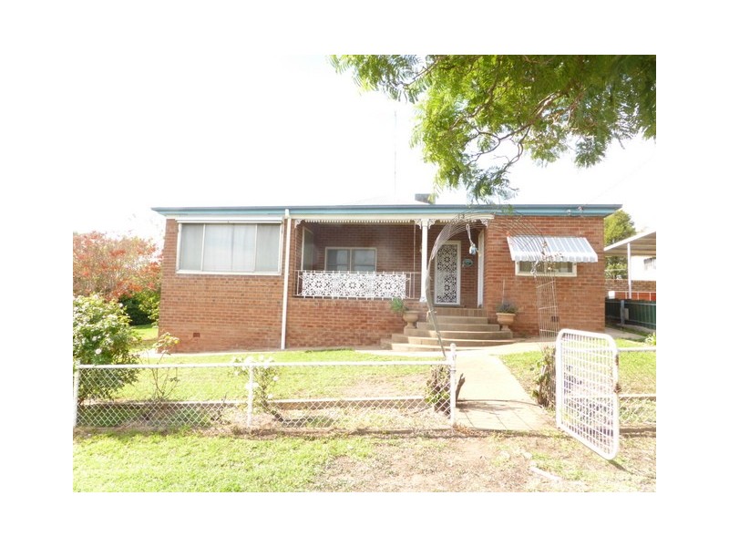 11-13 Park Street, Parkes NSW 2870