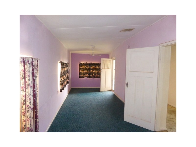 11-13 Park Street, Parkes NSW 2870