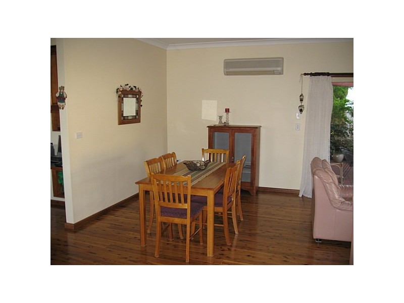 1 Hedgegrow Avenue, Parkes NSW 2870