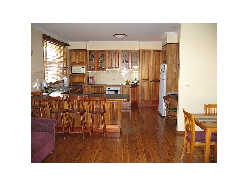 1 Hedgegrow Avenue, Parkes NSW 2870