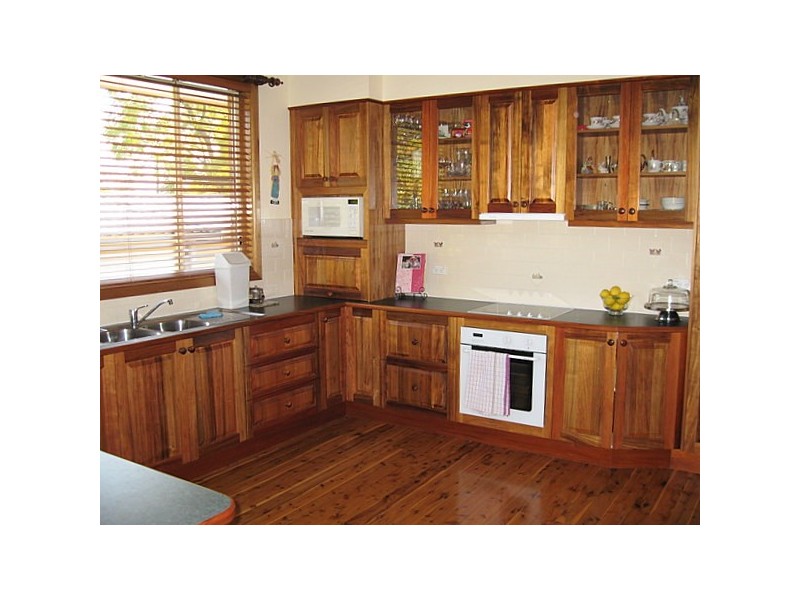 1 Hedgegrow Avenue, Parkes NSW 2870