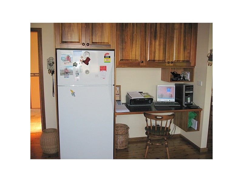 1 Hedgegrow Avenue, Parkes NSW 2870