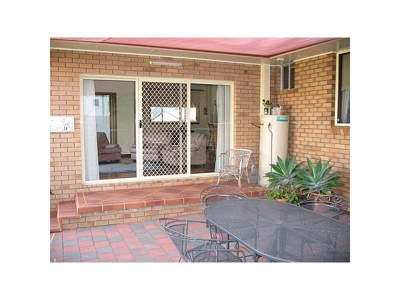 1 Hedgegrow Avenue, Parkes NSW 2870
