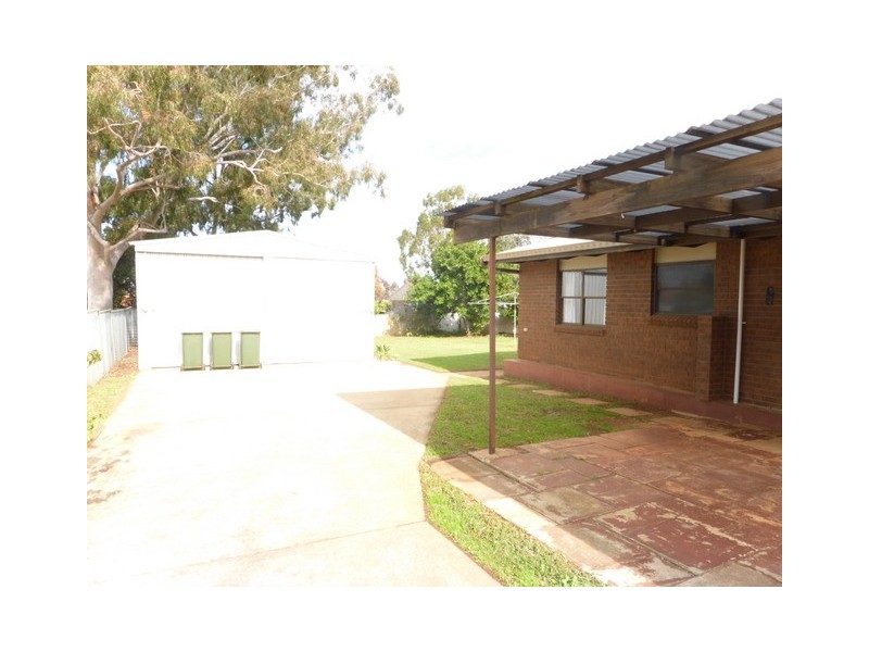 45 Brolgan Road, Parkes NSW 2870