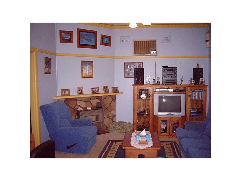 21 Waratah Street, Parkes NSW 2870