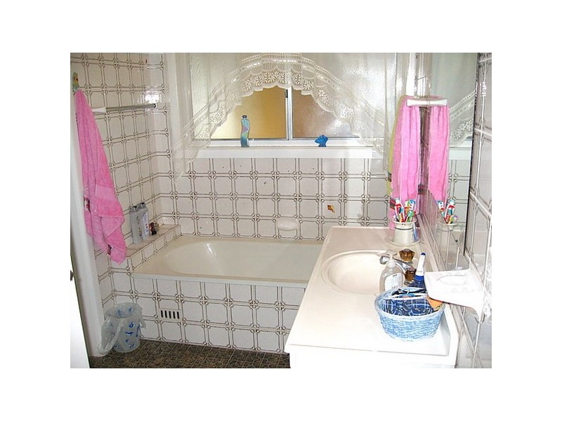 21 Waratah Street, Parkes NSW 2870