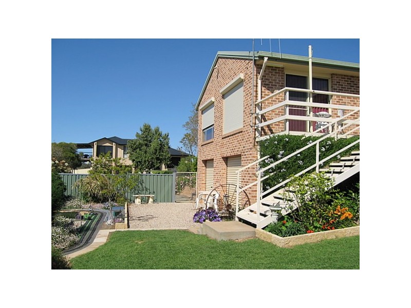 16 Vaucluse Place, Parkes NSW 2870
