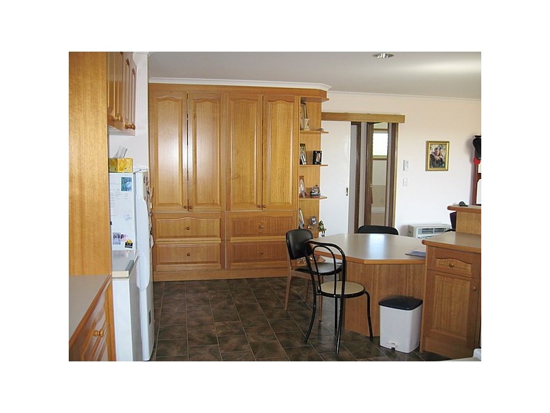 16 Vaucluse Place, Parkes NSW 2870