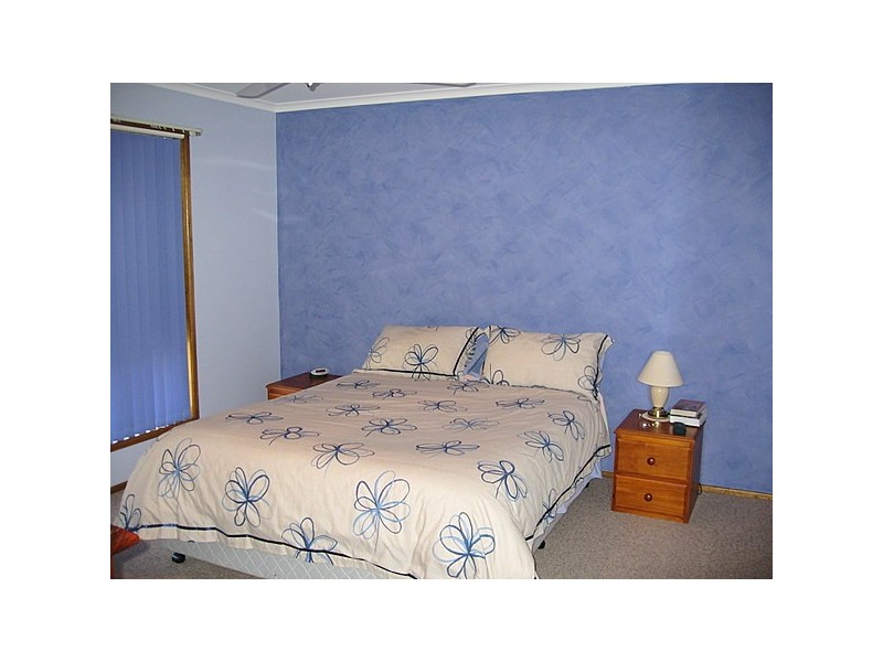 16 Vaucluse Place, Parkes NSW 2870