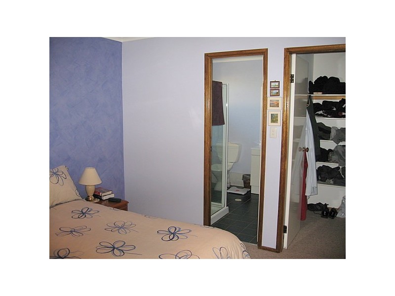 16 Vaucluse Place, Parkes NSW 2870