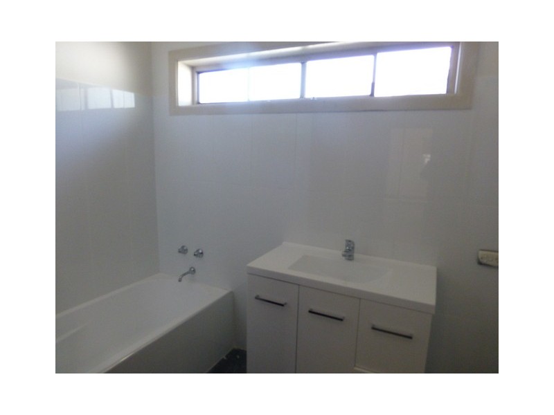 387 Clarinda Street, Parkes NSW 2870