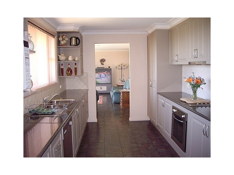 5  Glenwarrie Place, Parkes NSW 2870