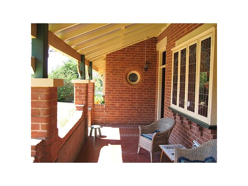 65 Orange Street, Parkes NSW 2870