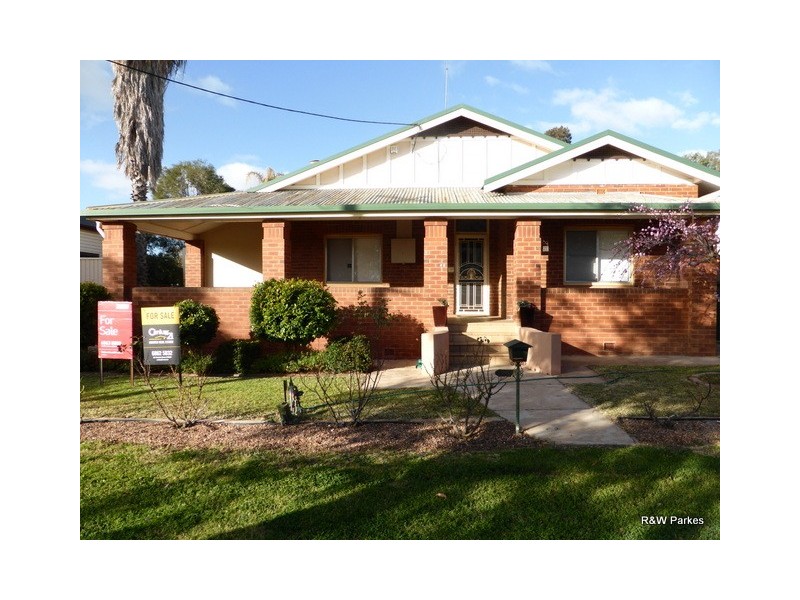 65 Hill Street, Parkes NSW 2870