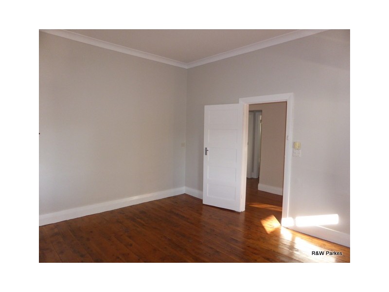 65 Hill Street, Parkes NSW 2870