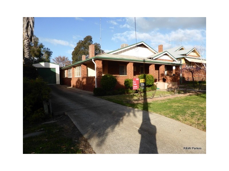 65 Hill Street, Parkes NSW 2870