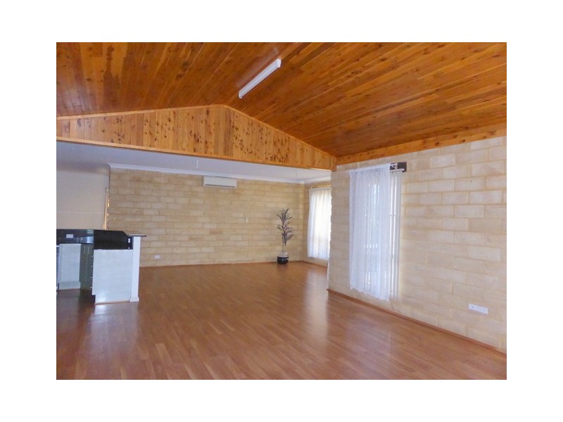 22 Vaucluse Place, Parkes NSW 2870