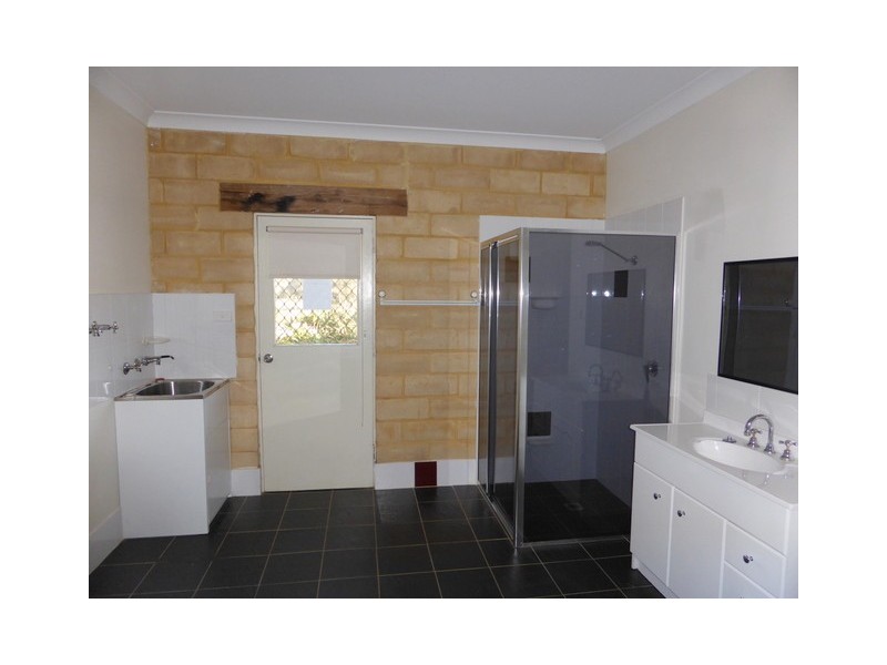 22 Vaucluse Place, Parkes NSW 2870