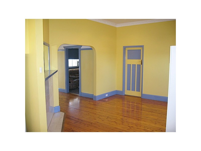 24 High Street, Parkes NSW 2870