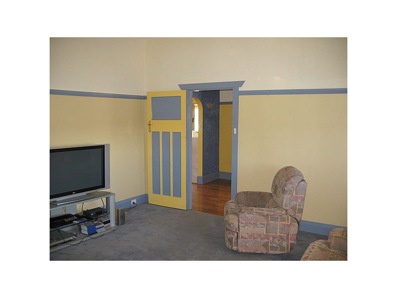 24 High Street, Parkes NSW 2870