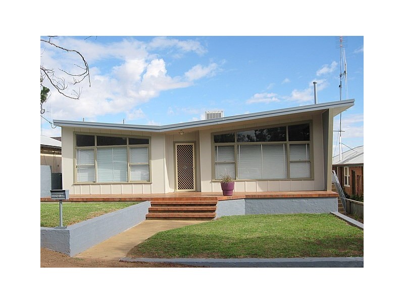 50 High Street, Parkes NSW 2870