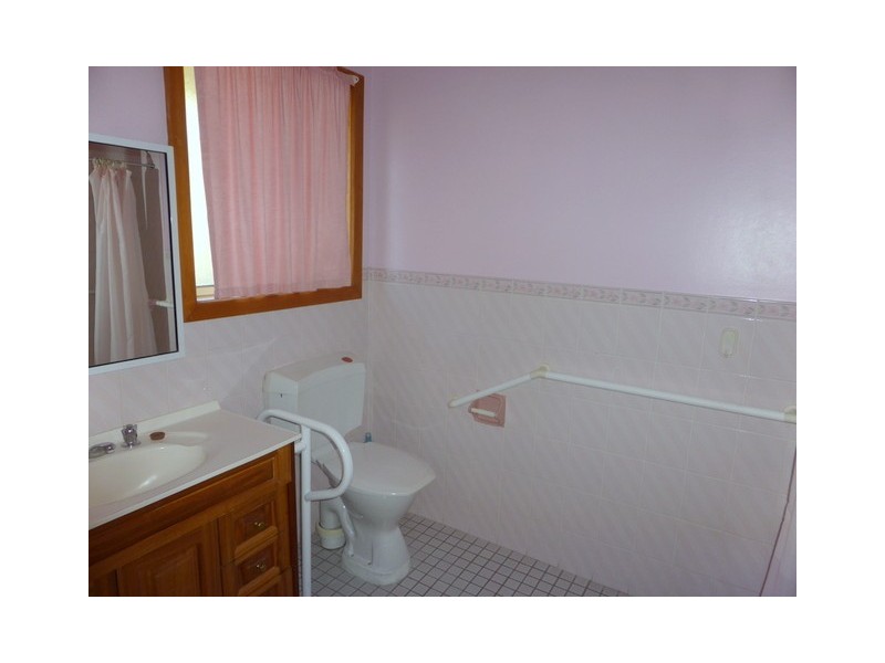 12 Werona Place, Parkes NSW 2870