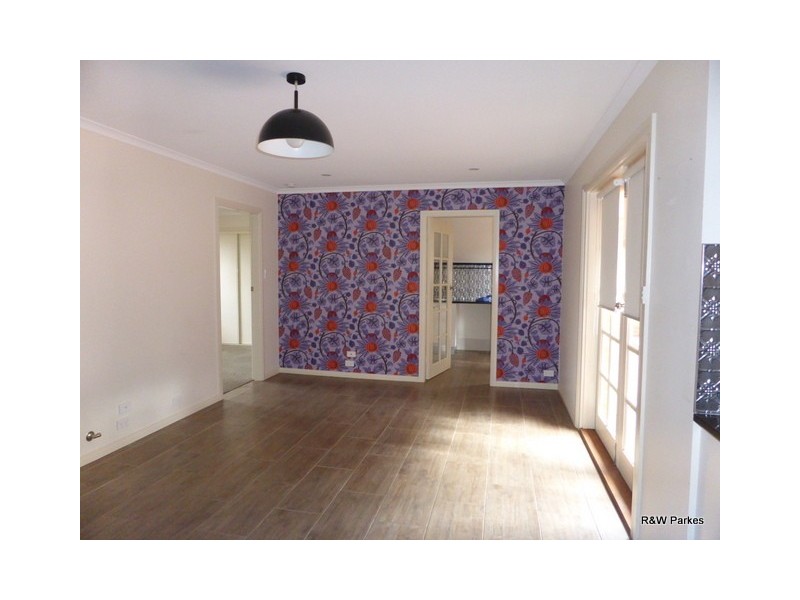 2 Mengarvie Road, Parkes NSW 2870