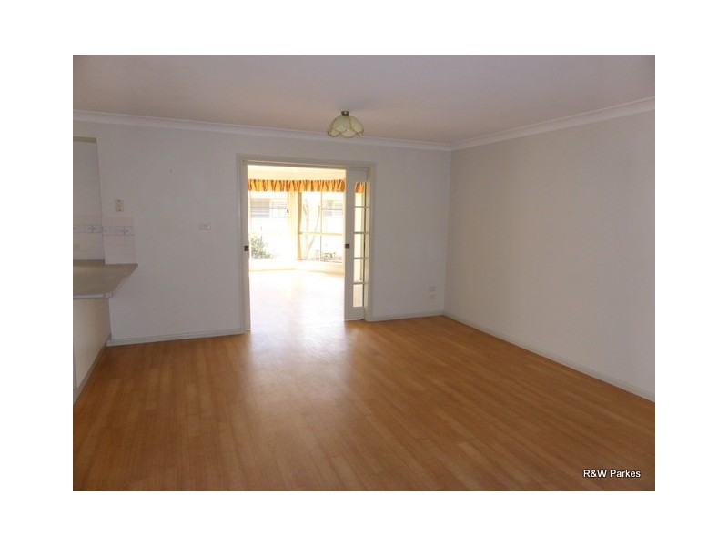 3 Endeavour Place, Parkes NSW 2870