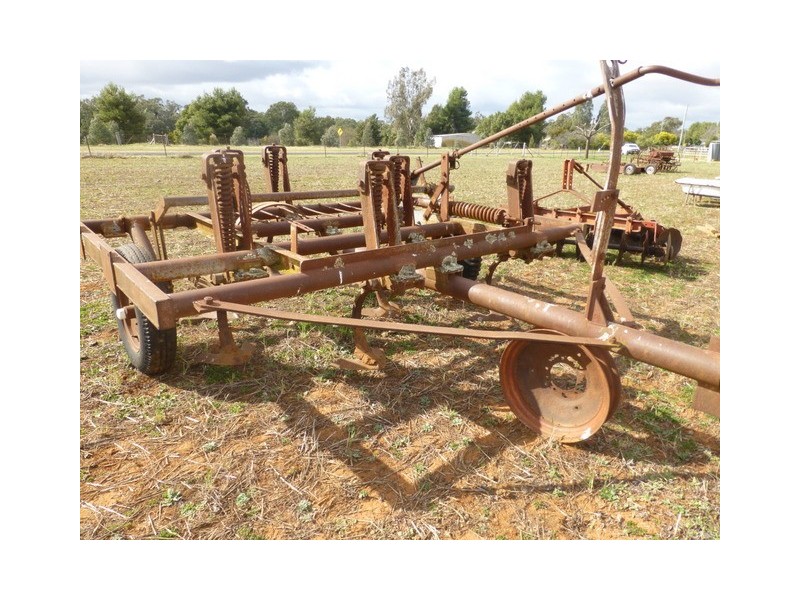 23 Tanks Road, Parkes NSW 2870