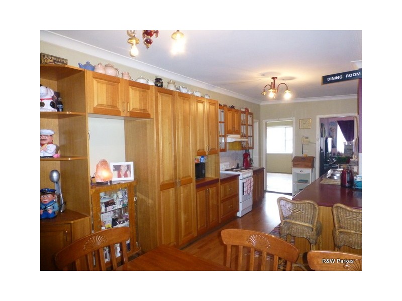 12 Rose Street, Parkes NSW 2870