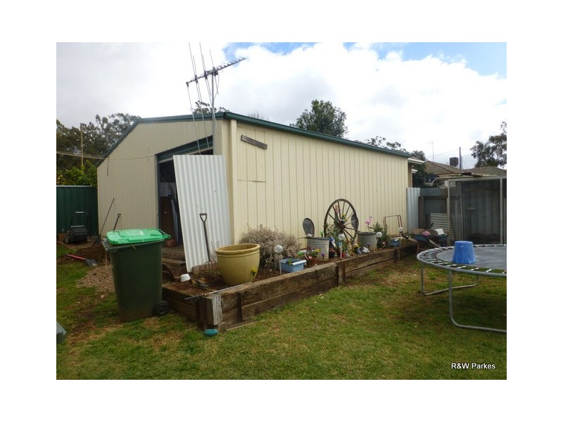 12 Rose Street, Parkes NSW 2870